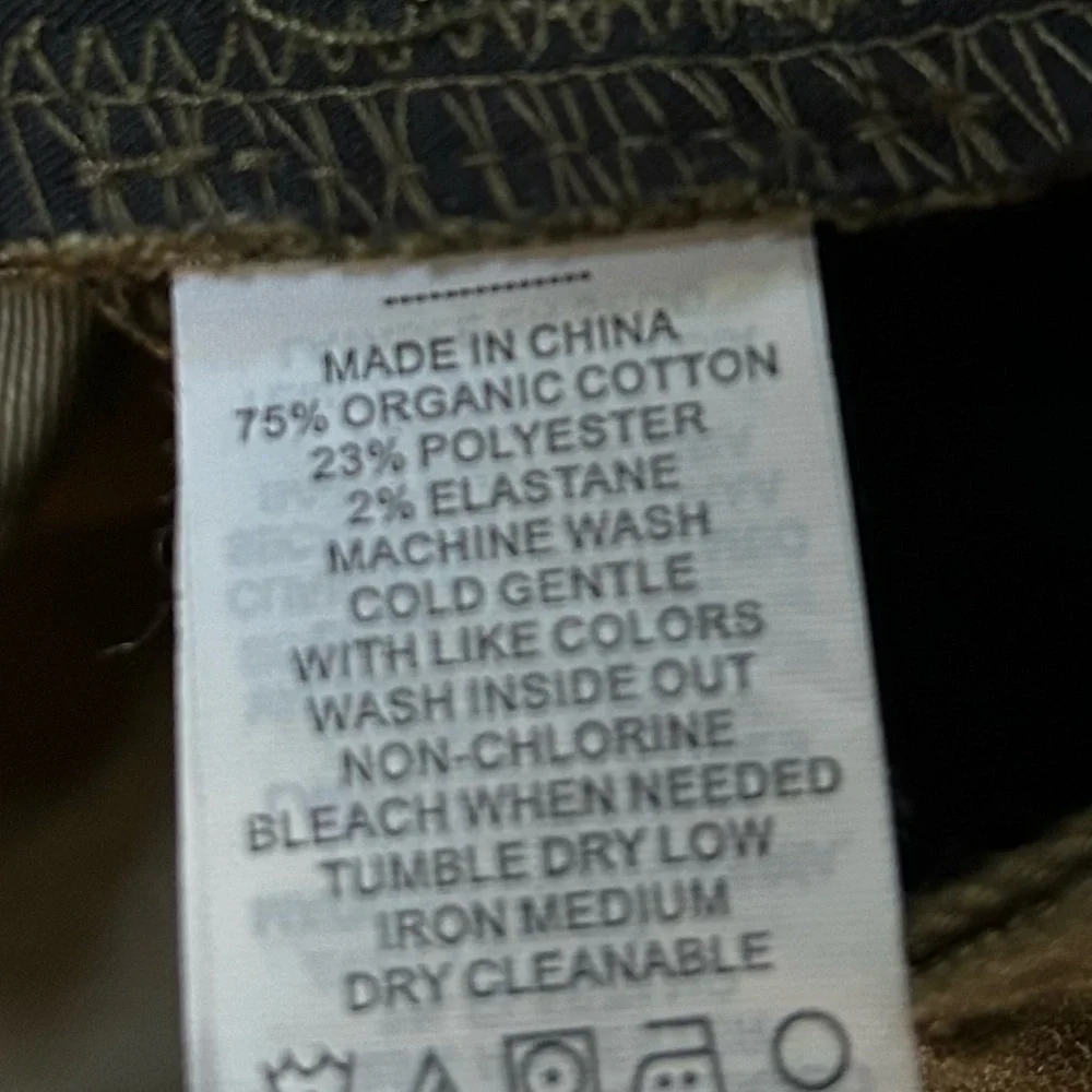 42/30 Prana Bridger Jean in green canvas feel slim fit